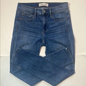 GAP True Skinny Jeans Size 27